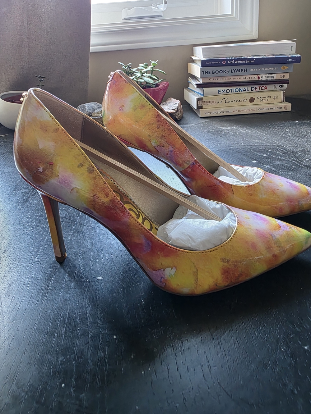 Women's Painted Yellow Pink Watercolor Pointed-Toe Heels